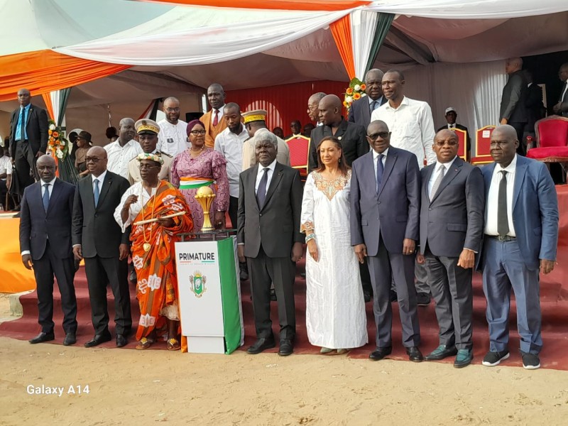 Présentation du trophée de la CAN : Mambé offre plus de 13 millions à la population d’Ebimpé 