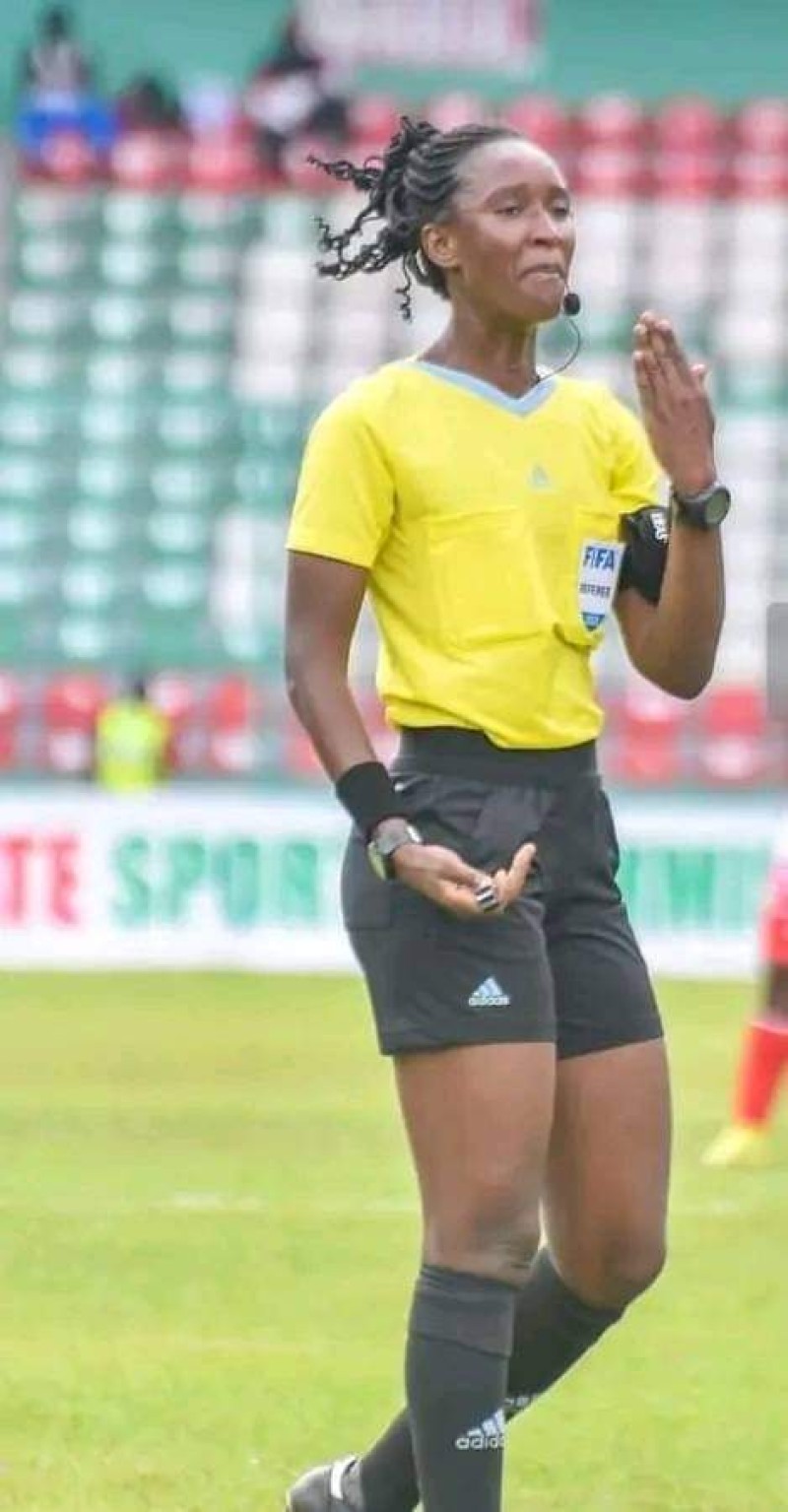 Stade-Africa : Voici l'arbitre qui a agressé le joueur de l'Africa 